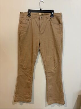 Hybrid & Company Khaki Straight-Leg Pants